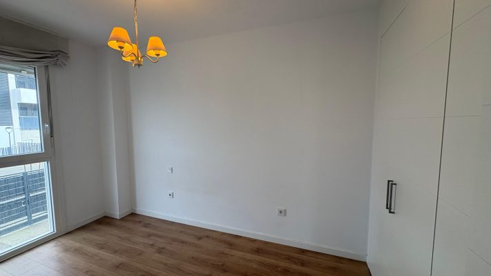 Piso en alquiler en Entrenúcleos (Sevilla)